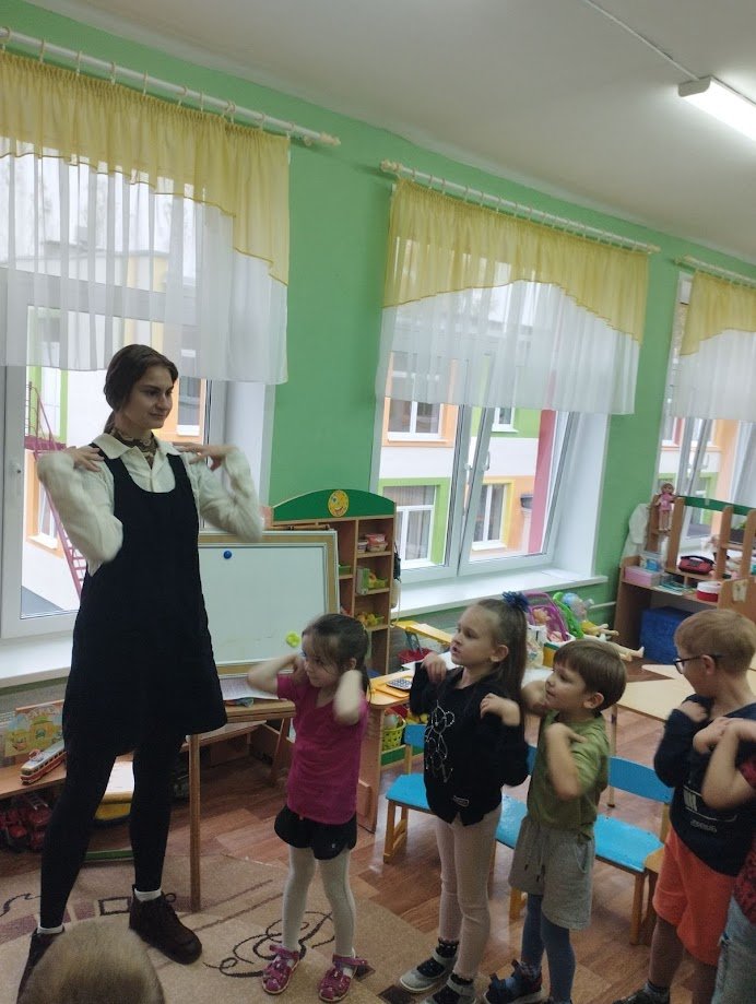 В мир здоровья торопись.