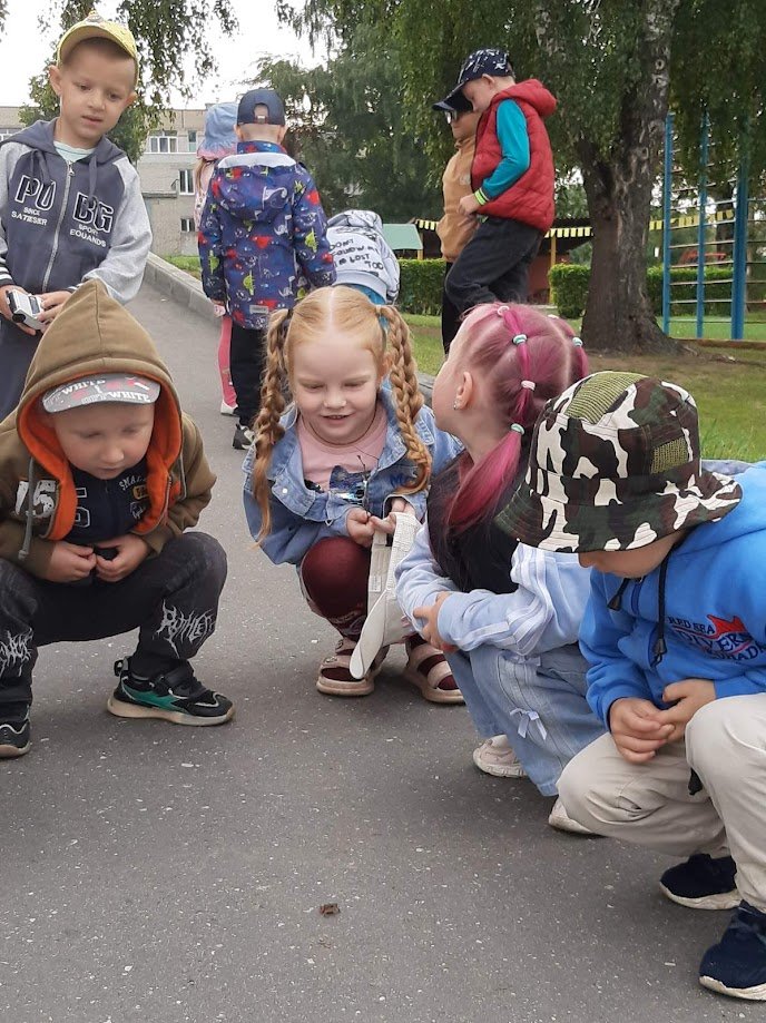 Сегодняшняя прогулка подарила воспитанникам настоящую встречу с природой!