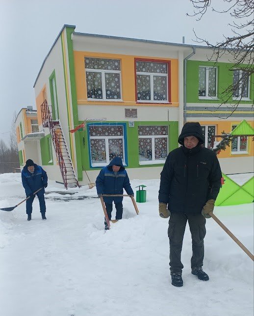 Акция «Чистим снег вместе»